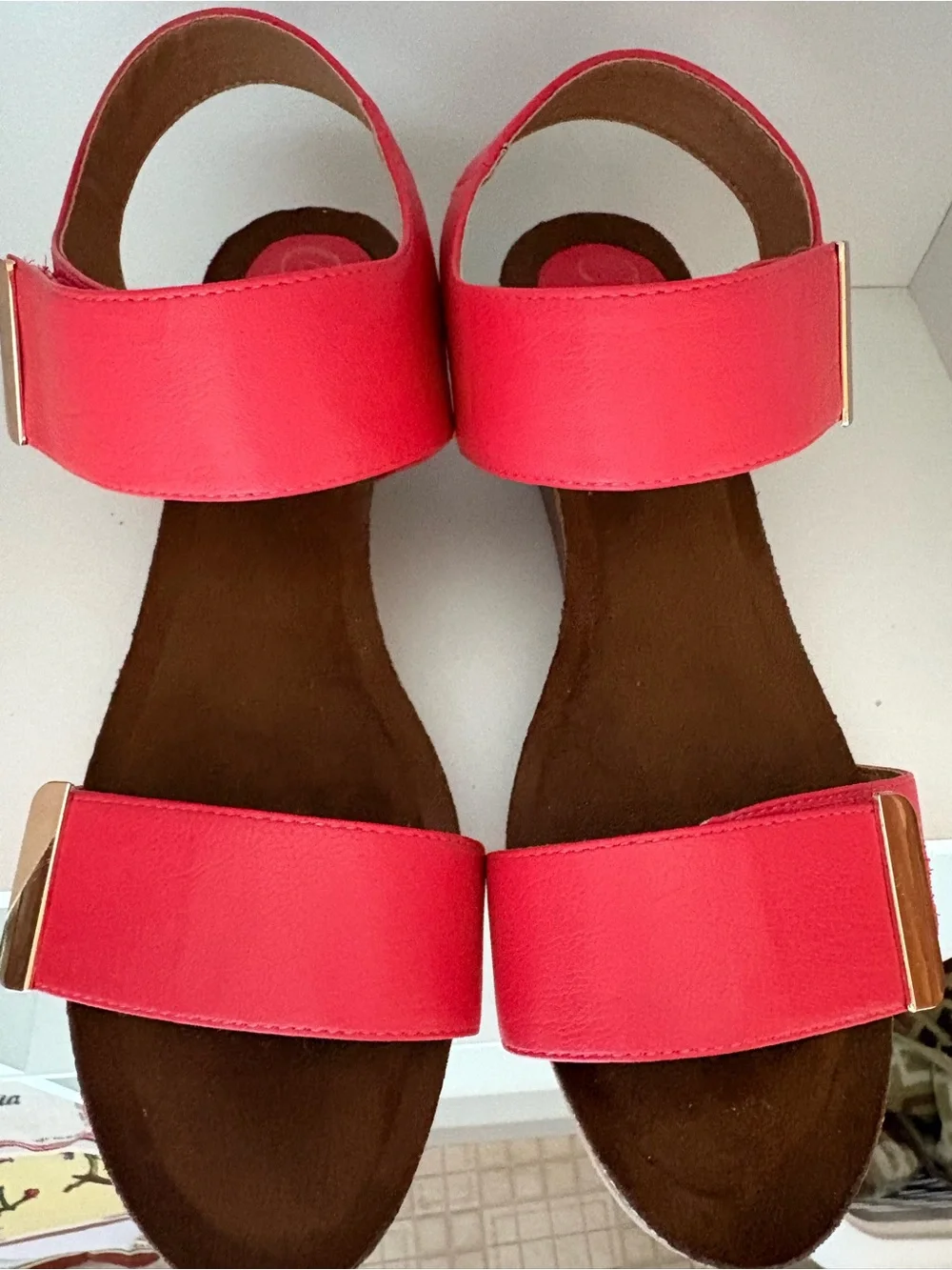 Classics Women's Coral/Salmon Sandals by Comfort